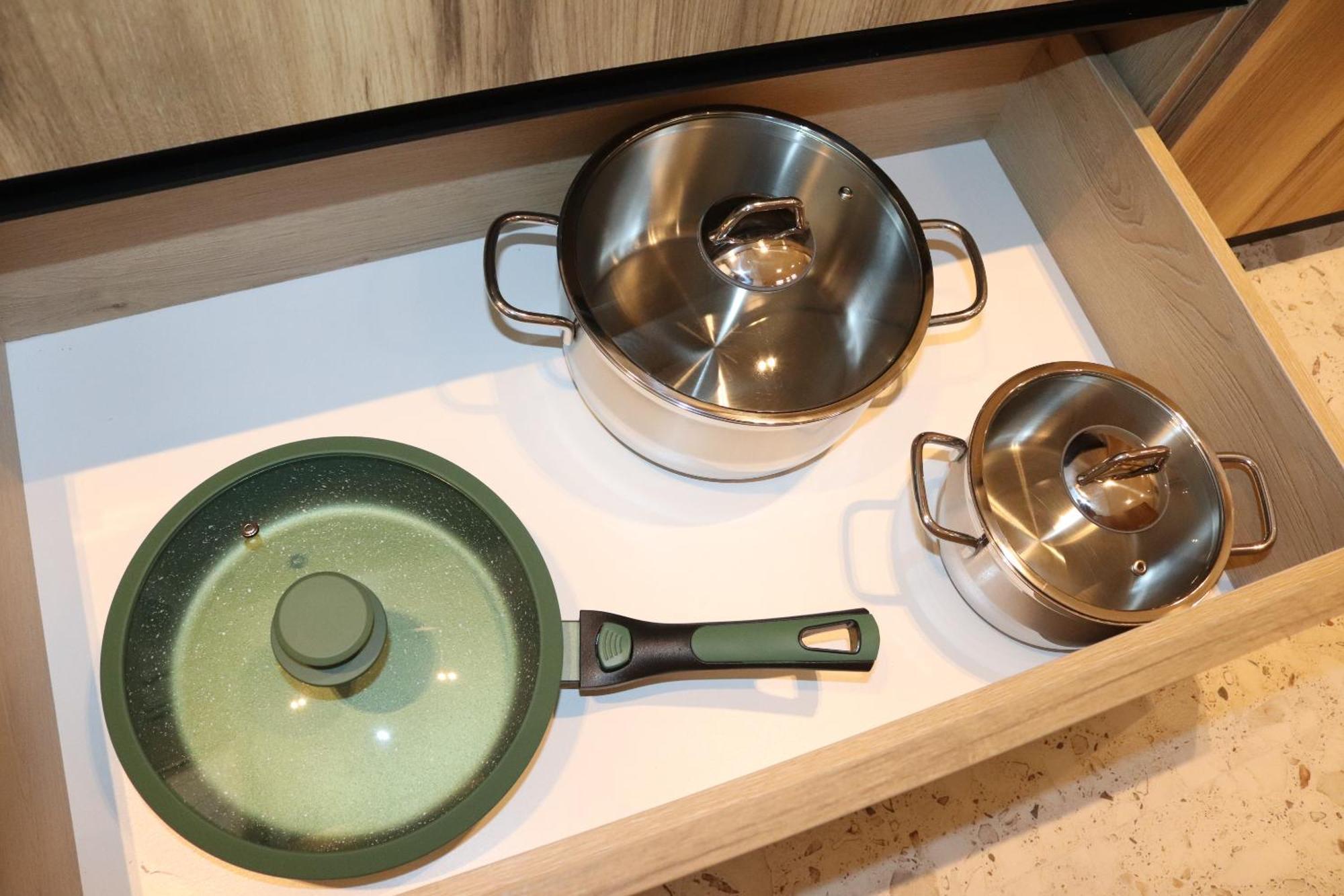 Soinn'S Apartament Тирана Екстериор снимка