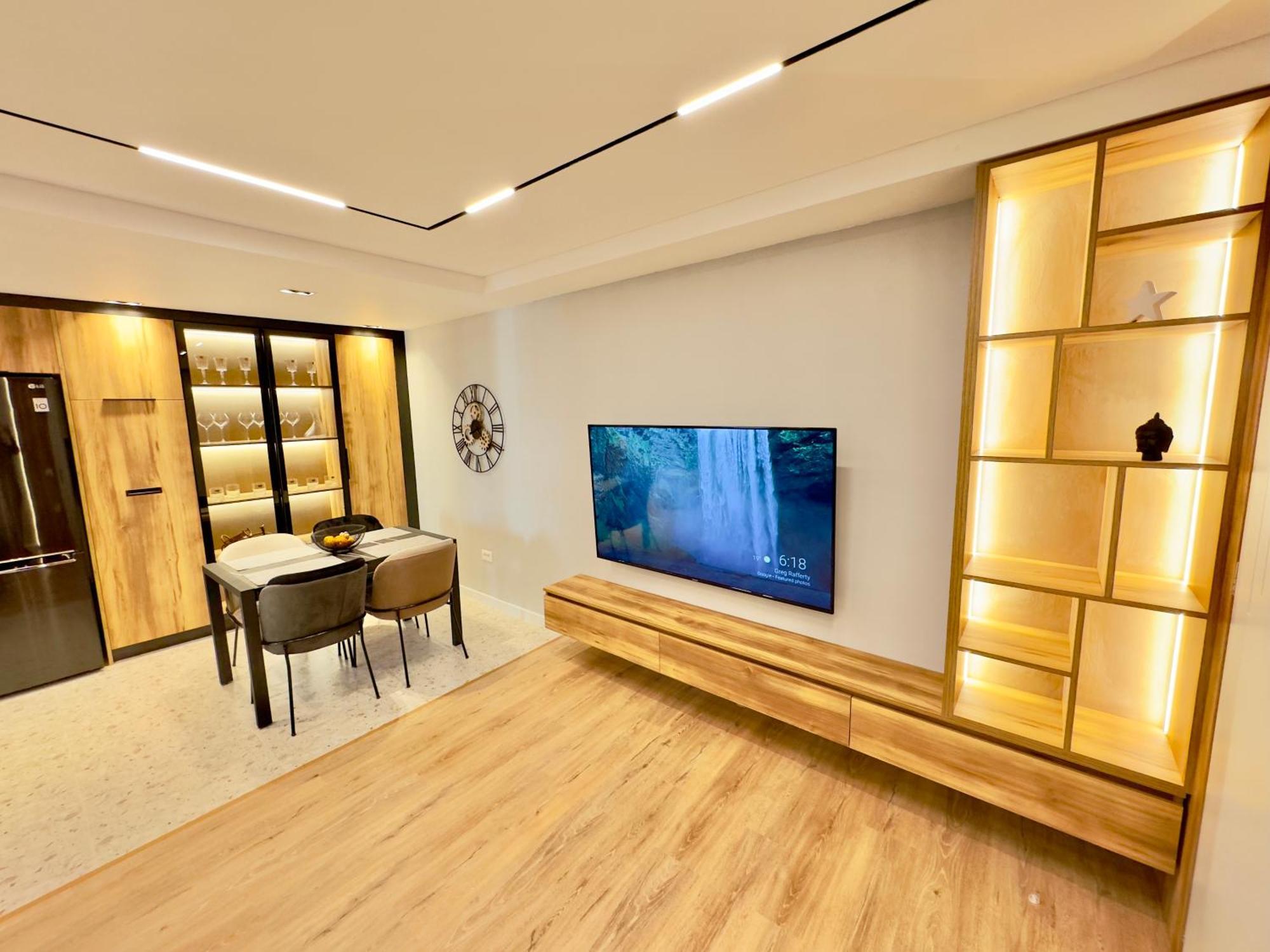 Soinn'S Apartament Тирана Екстериор снимка
